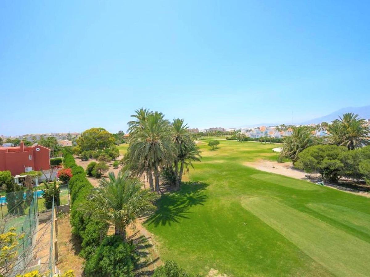 Attractive Holiday Home In Roquetas De Mar Surrounded By Beaches エクステリア 写真